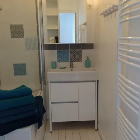 Le Reservoir Maison Lumineuse A Proche & Centre, Parfait Famille Holiday home *